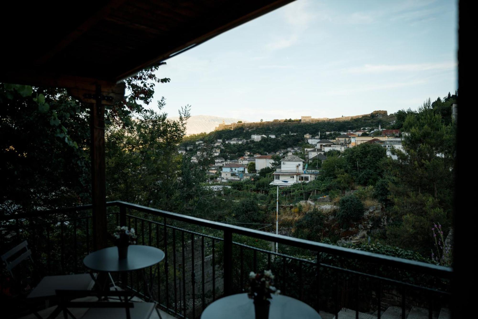 Vila Agimi 65 Gjirokastër Dış mekan fotoğraf