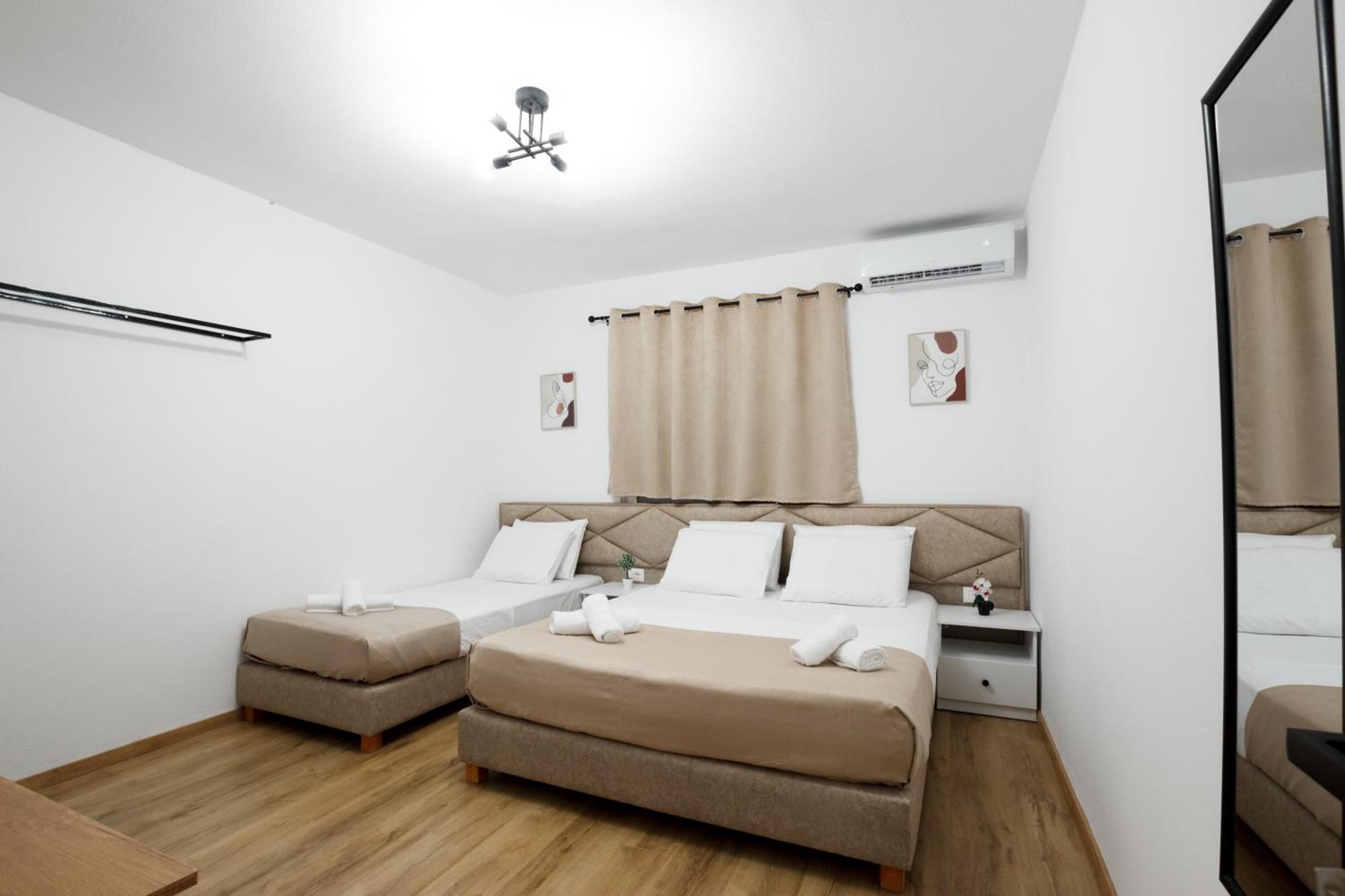 Vila Agimi 65 Gjirokastër Dış mekan fotoğraf